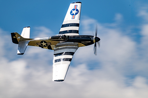 North American Aviation P-51D Mustang - Quick Silver