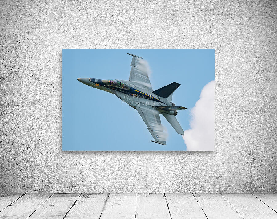 US Navy F-18 Super Hornet tearing through the Sky Wall Preview