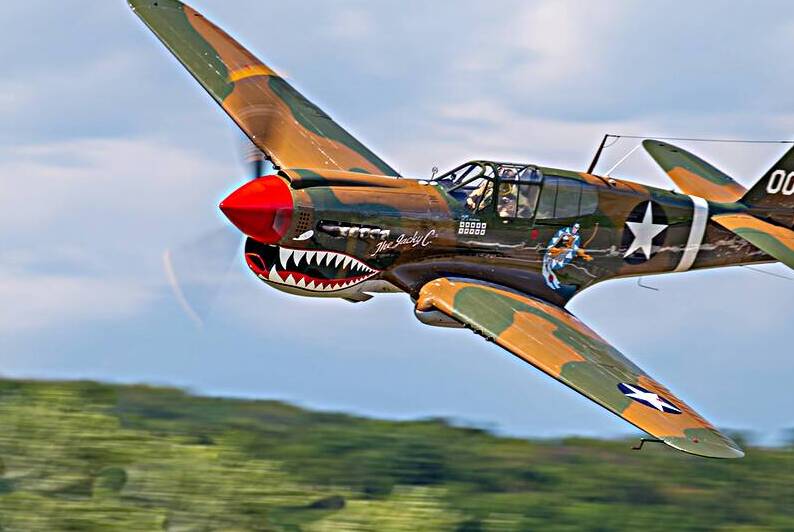 Curtiss P-40 Warhawk by Pisarek Photography